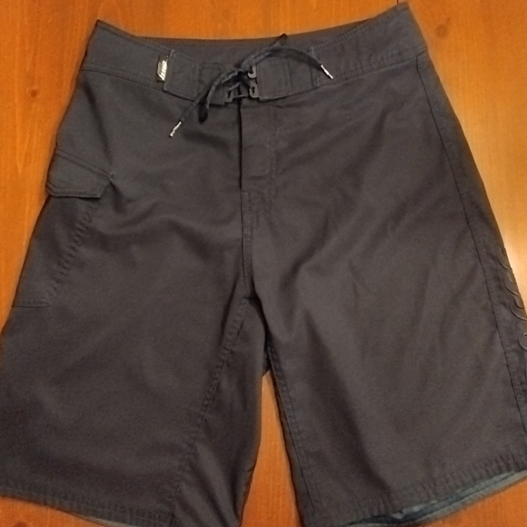 REEF board shorts, Size 30, Navy Blue - Picture 1 of 7